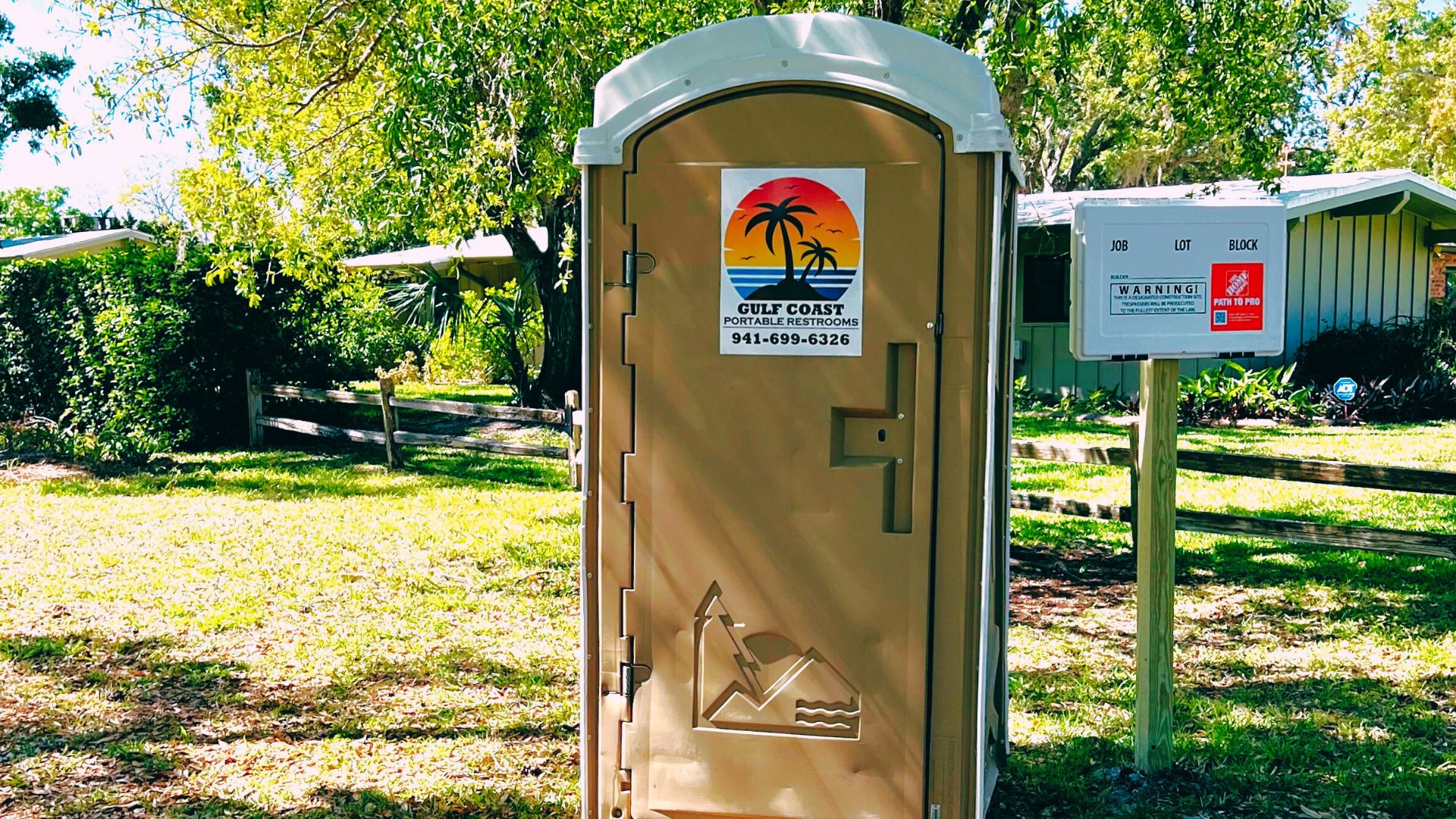 portable toilet at a construction site in Wauchula florida